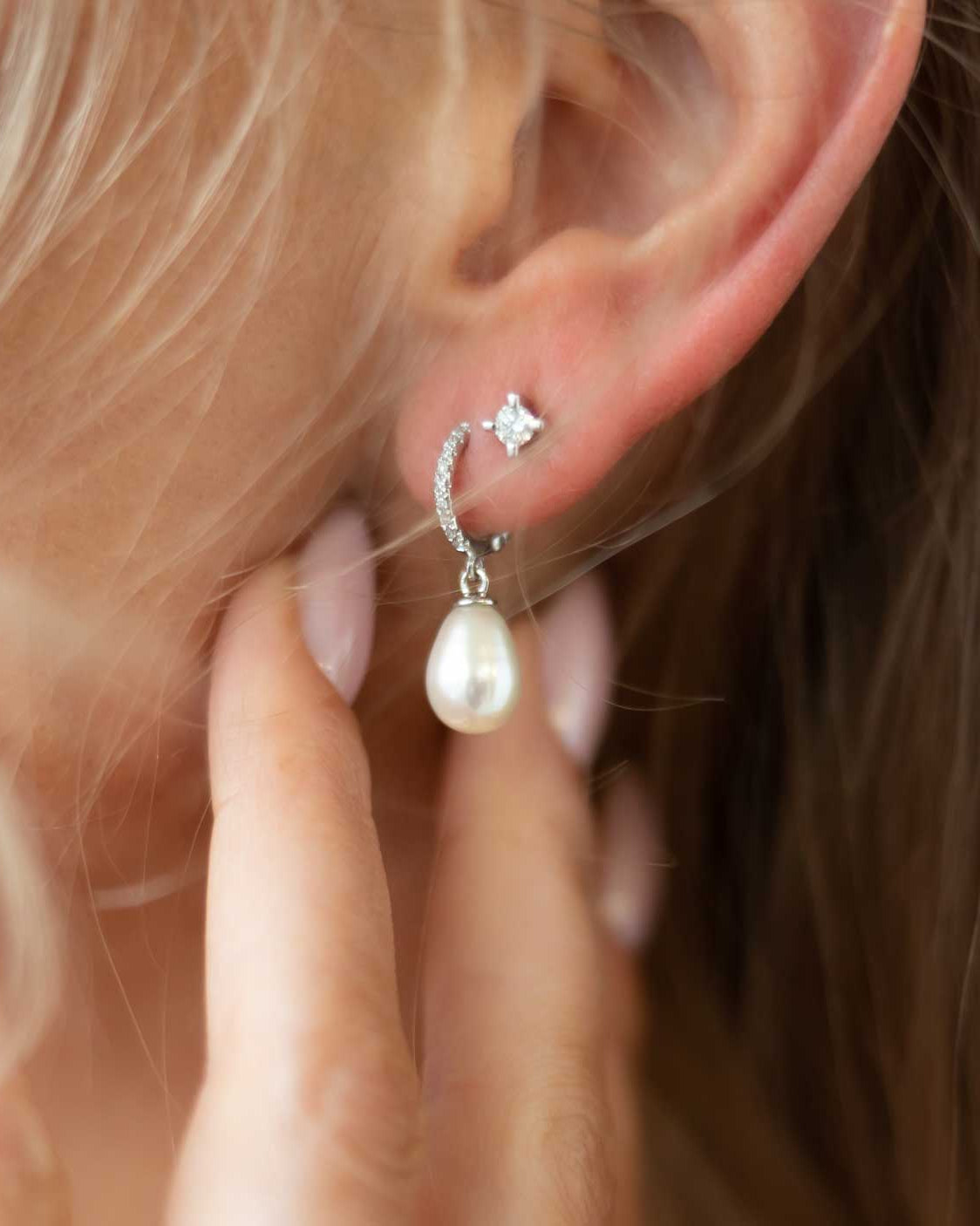 Eyrnalokkar - gull & hvítagull