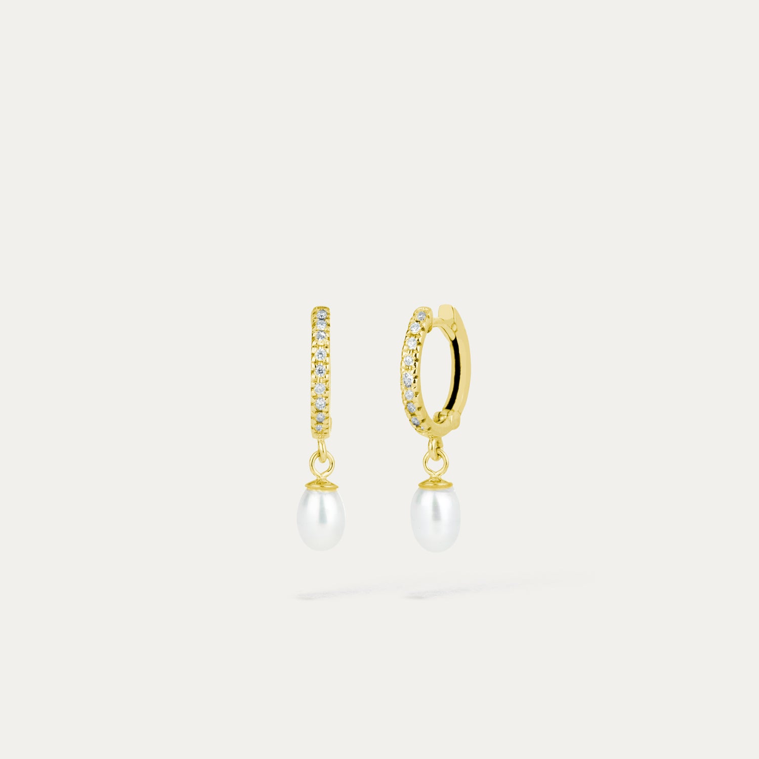 eyrnalokkar með demöntum og perlum 14kt gull