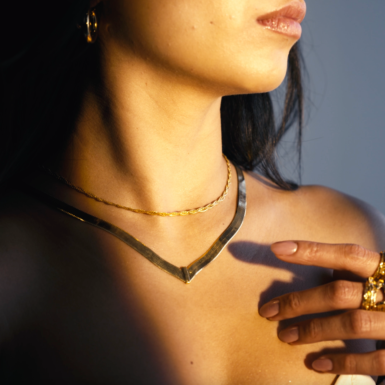 Hálsfesti fossflétta gróf gyltt og Hrygg hálsfesti