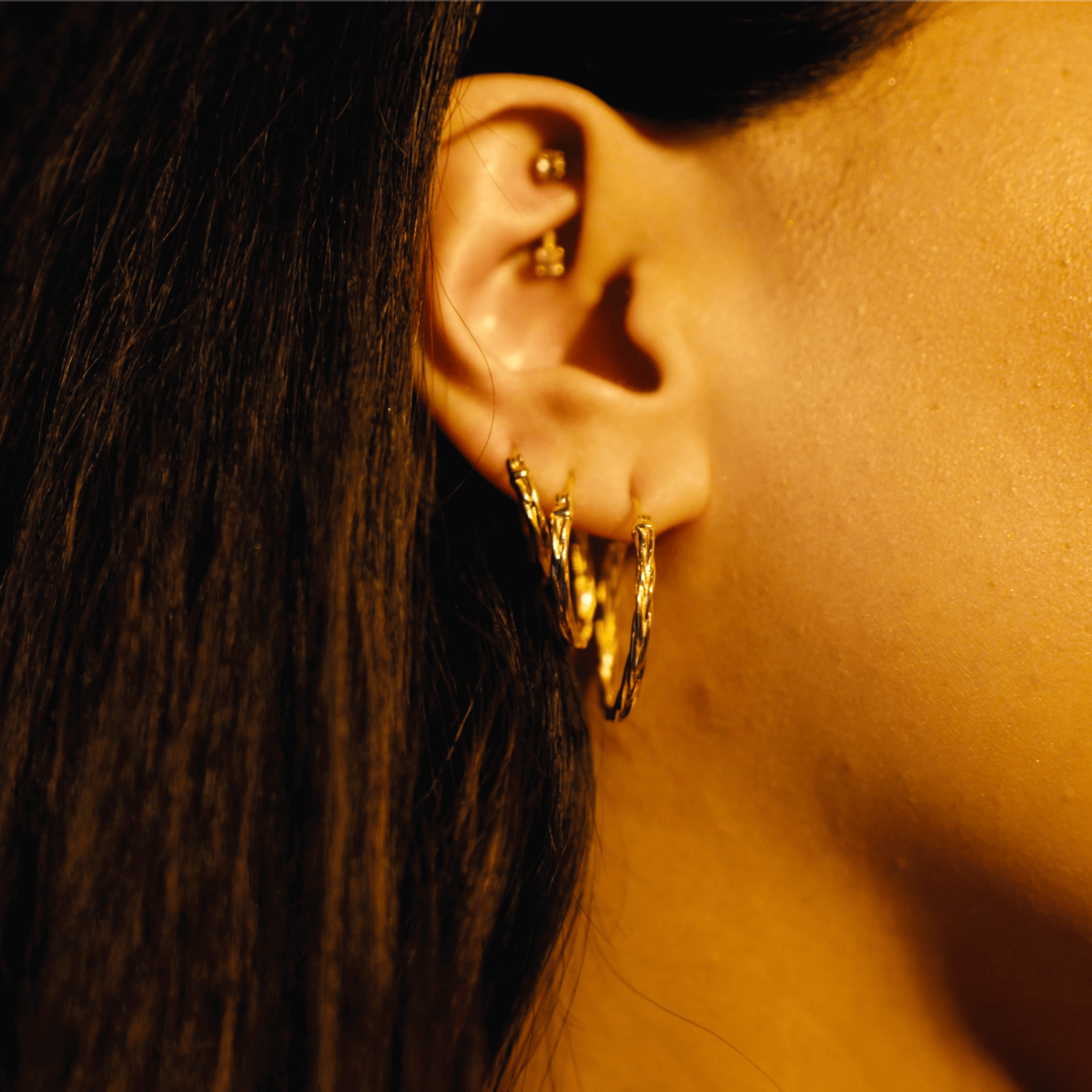 eyrnalokkar fossflétta gylltir