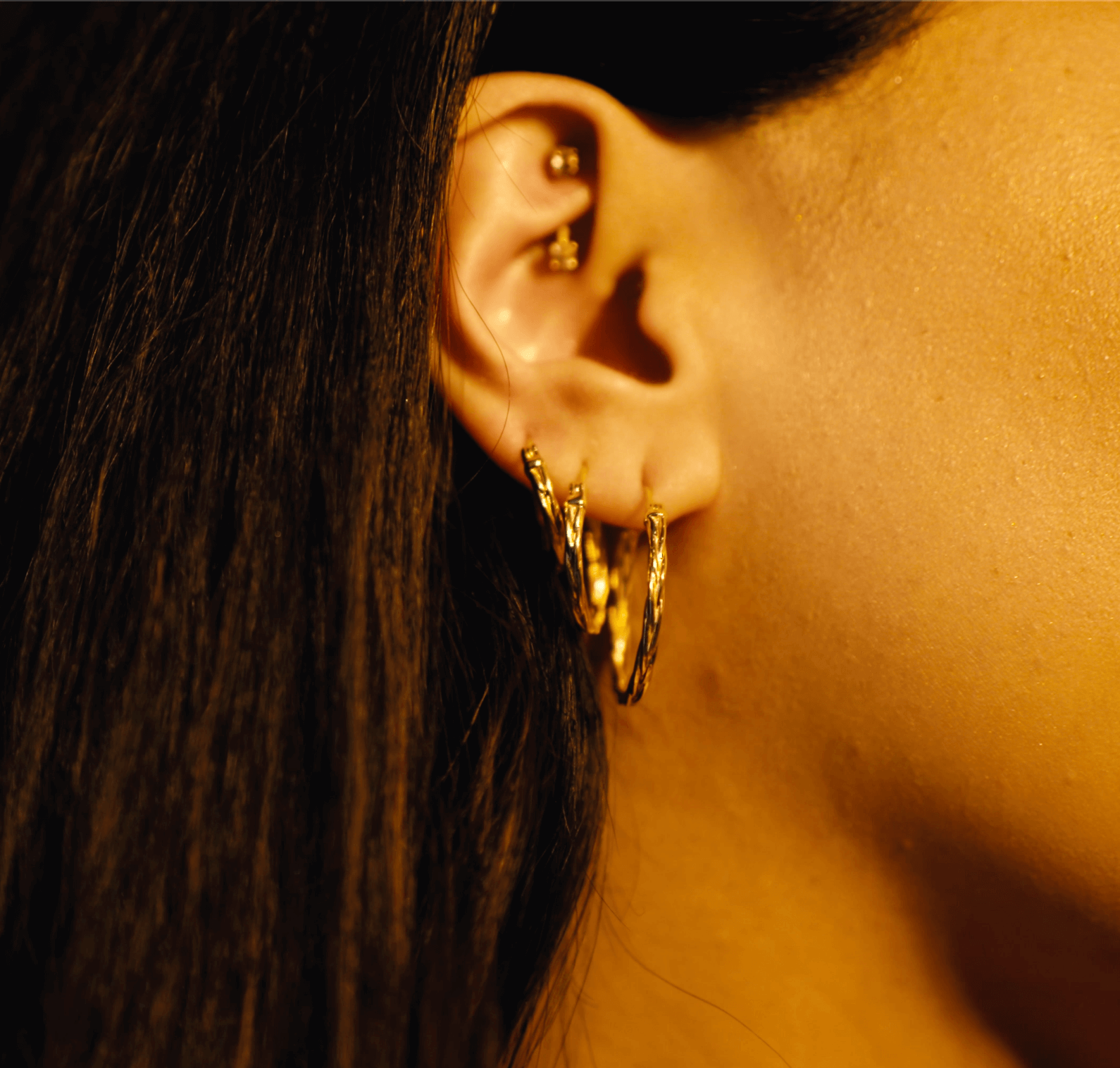 eyrnalokkar fossflétta gylltir