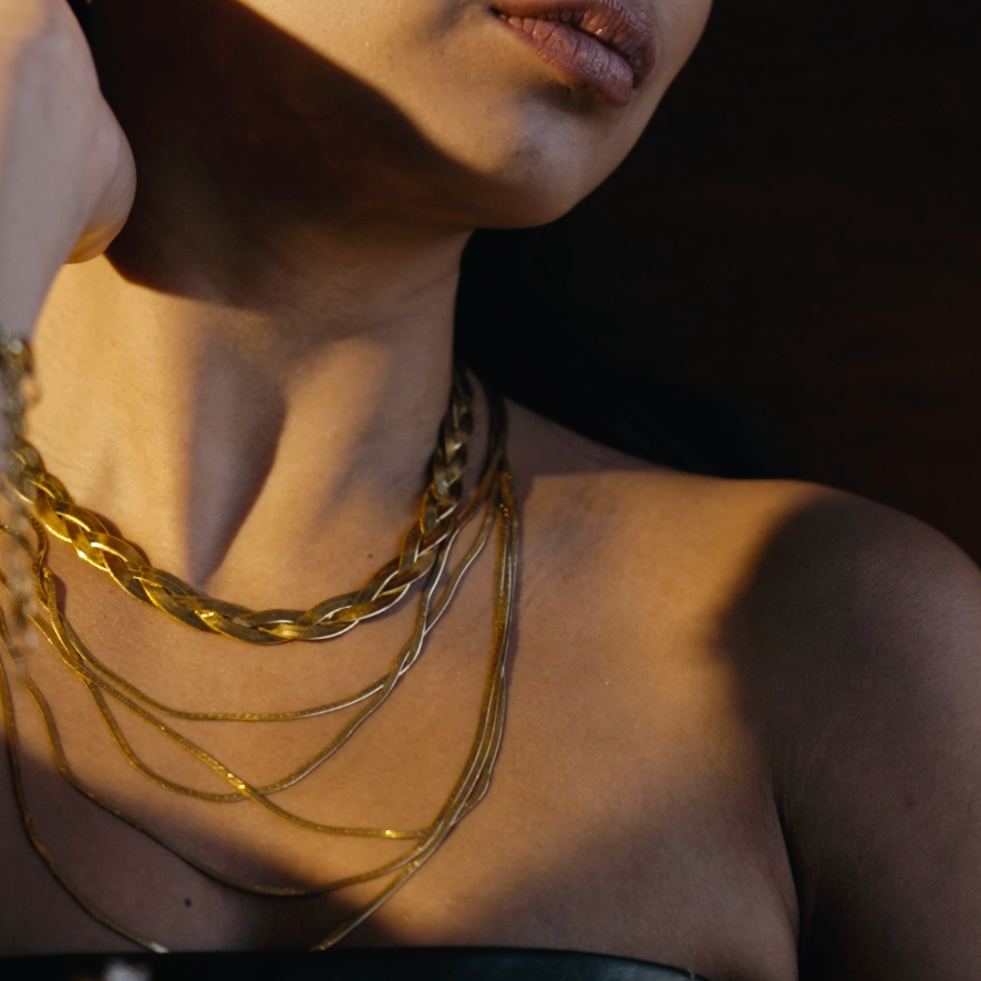 Hálsfesti fossflétta og margföld Hrygg gylltar