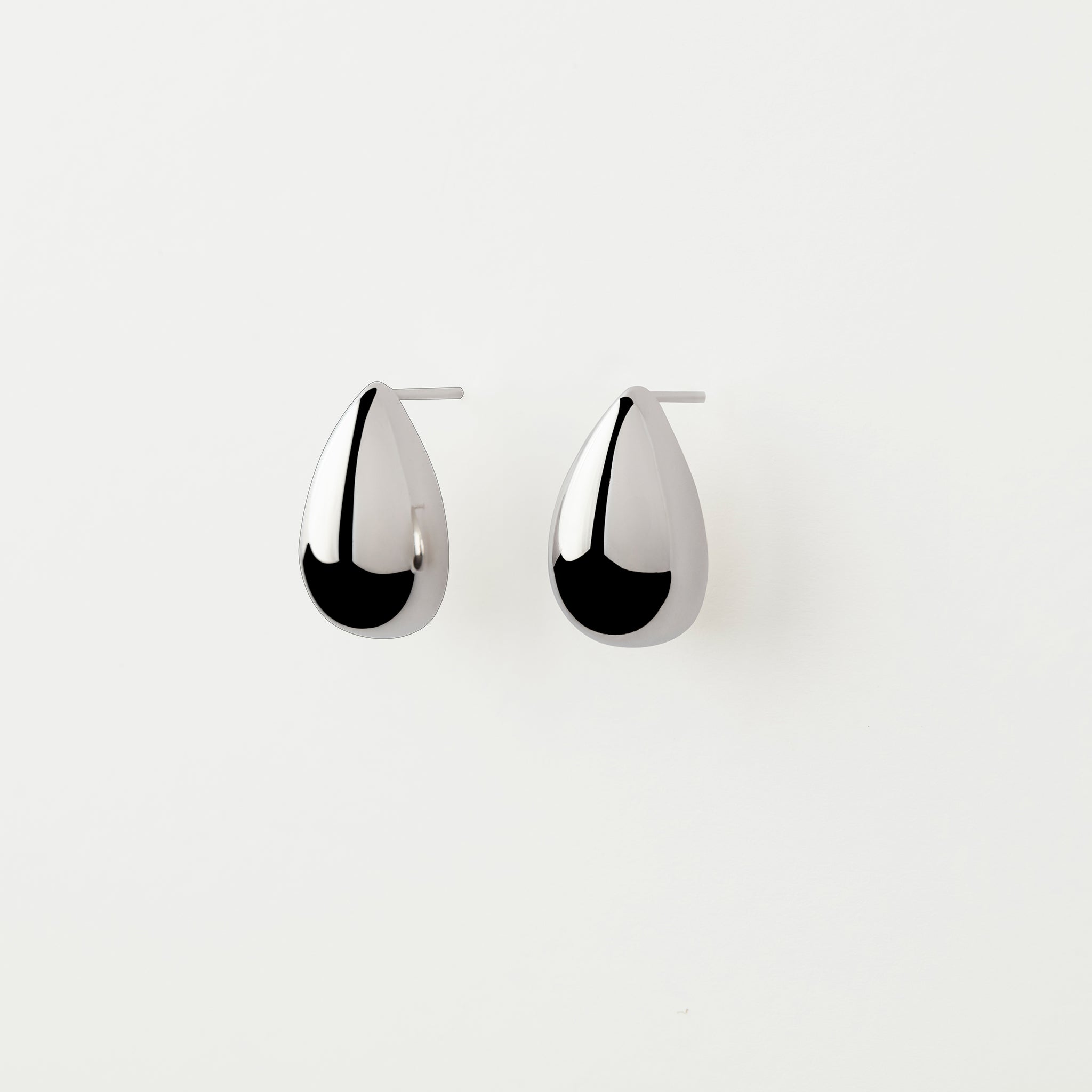 eyrnalokkar stud silfur