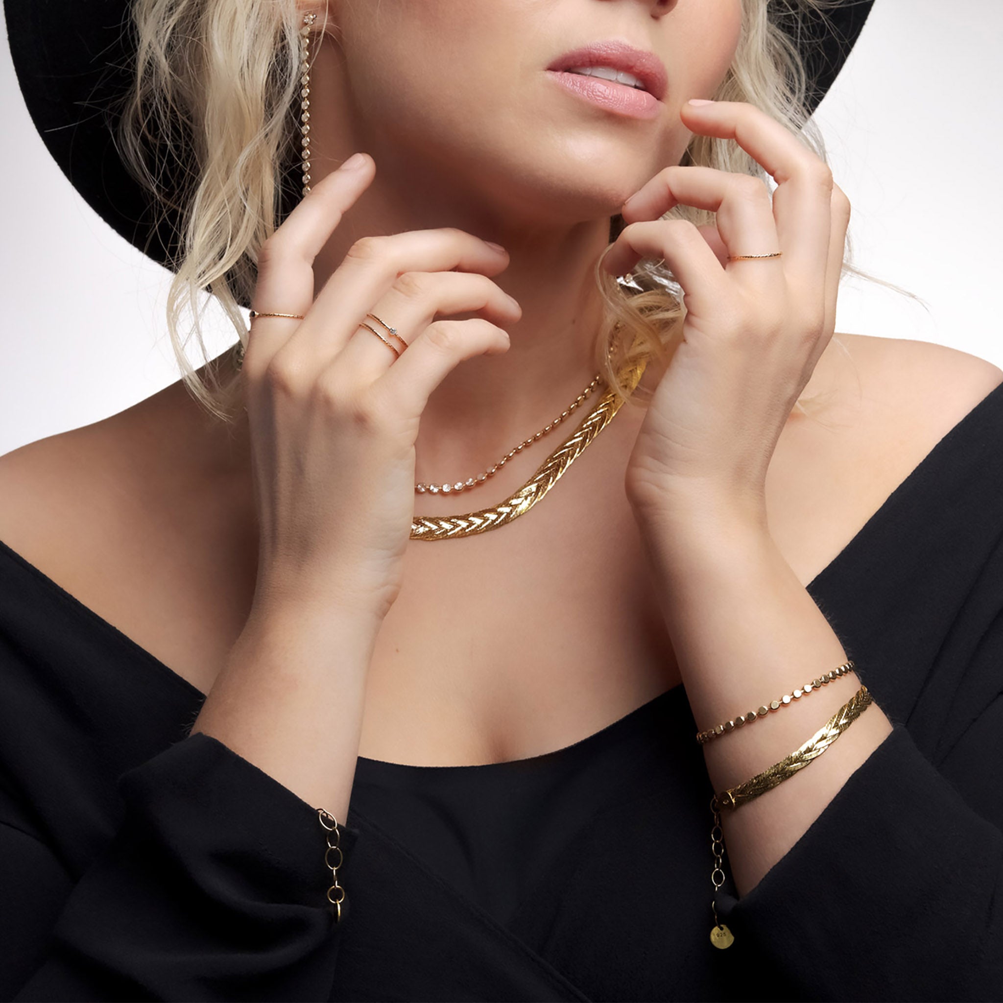 hálsfesti fiskiflétta gyllt