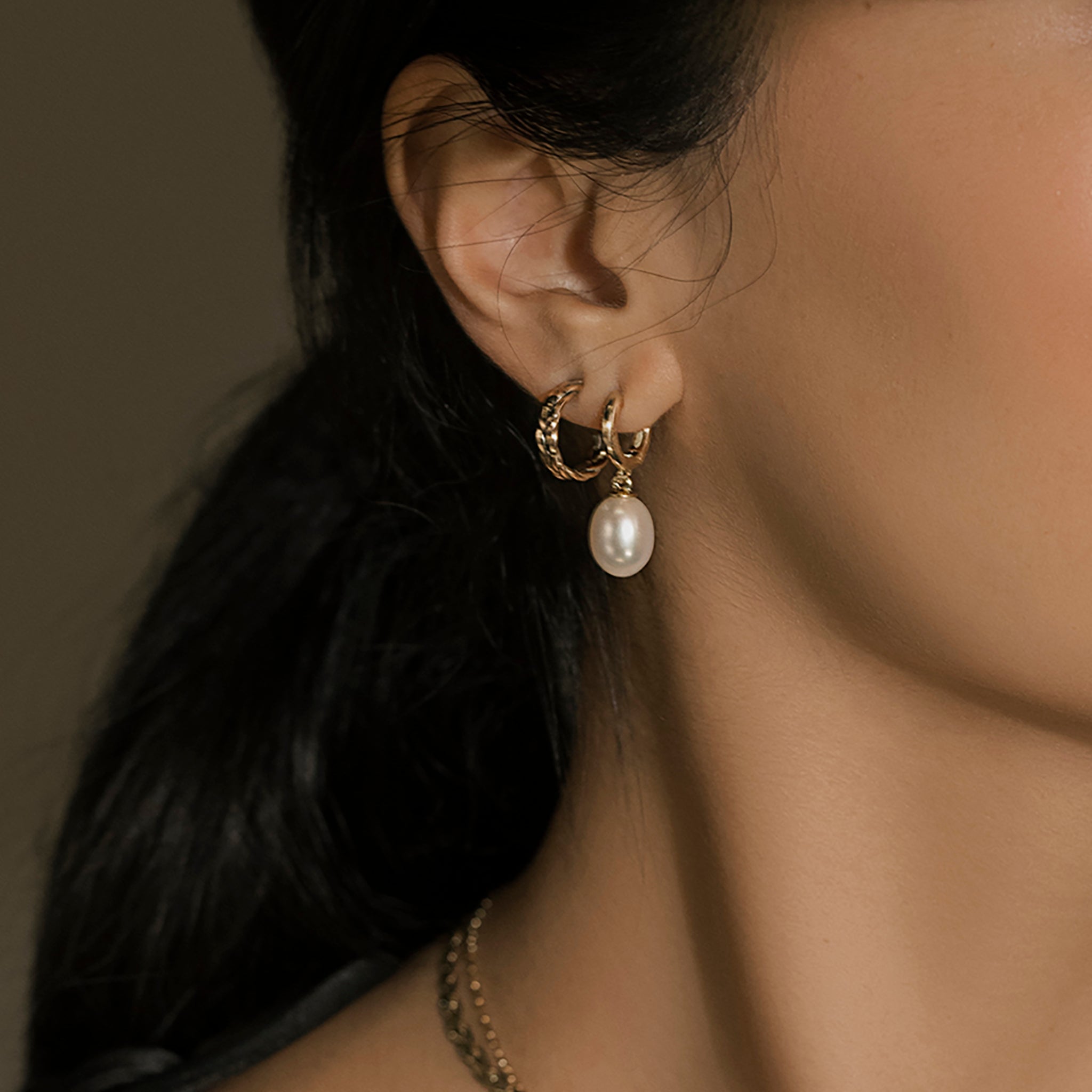 eyrnalokkar fiskiflétta og haf með perlu  14kt gull