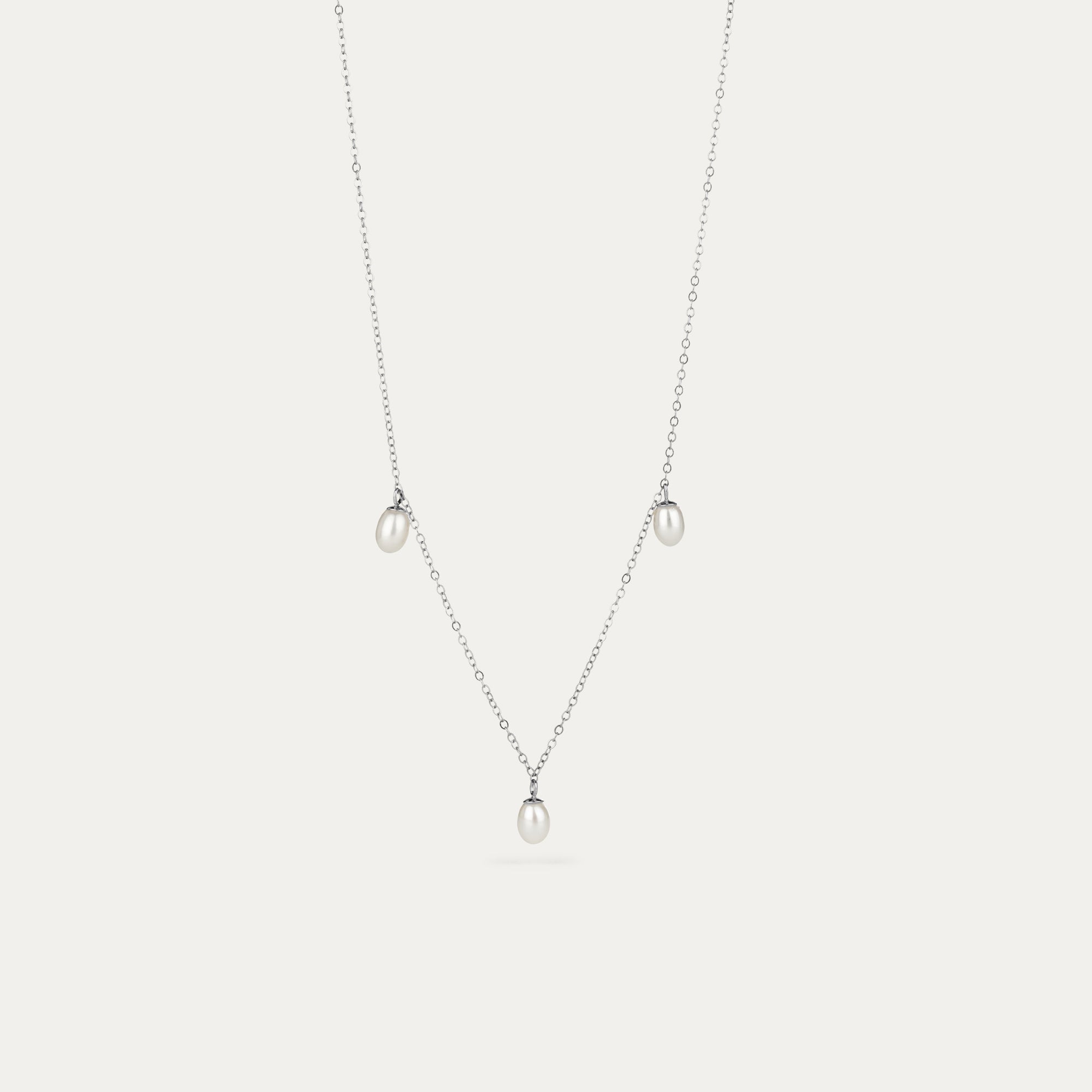 14kt hvítagull hálsmen með þremur perlum