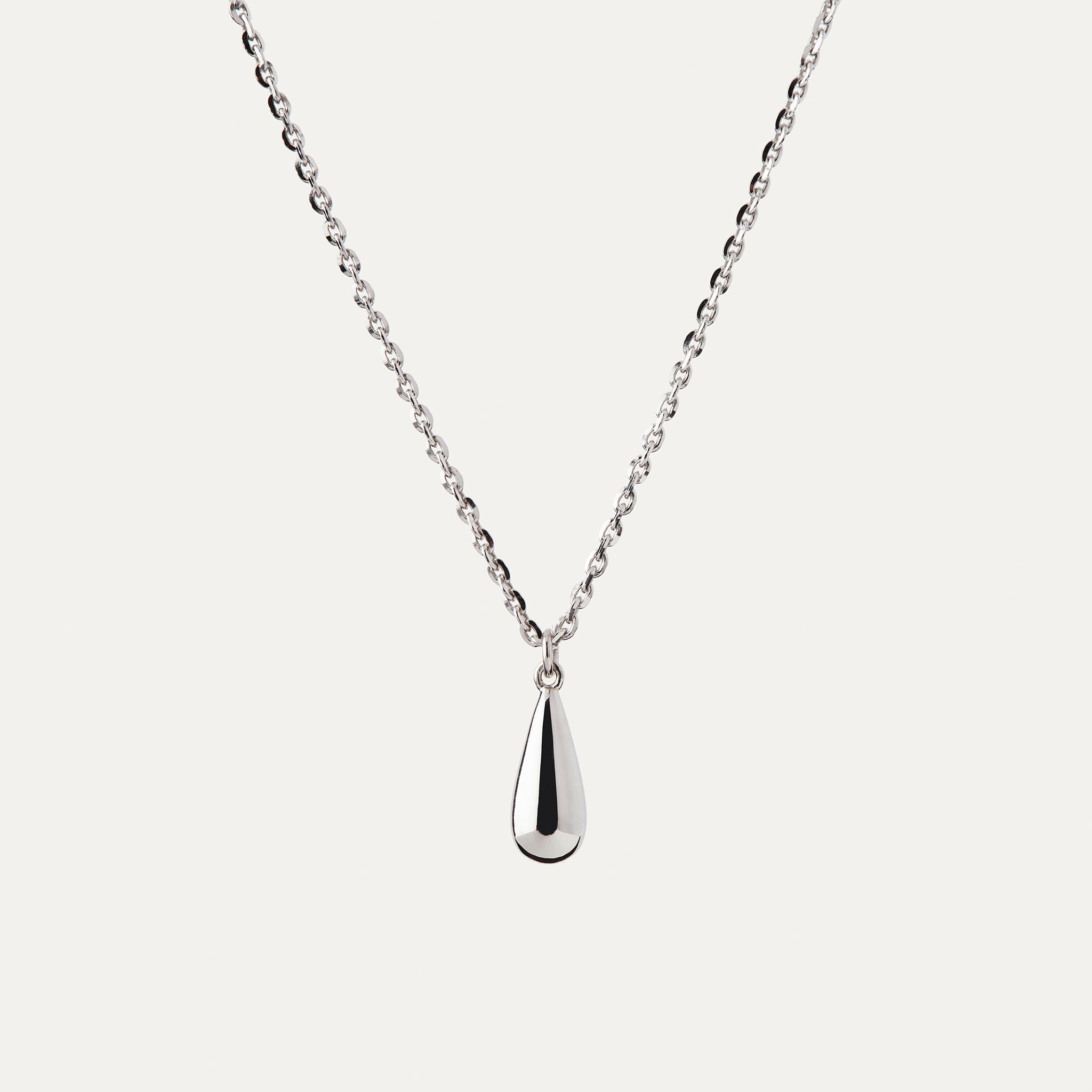 Hálsmen með silfurdropa