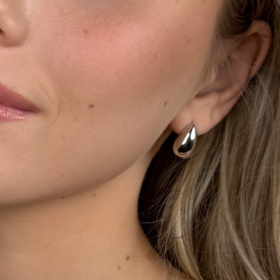 eyrnalokkar stud silfur