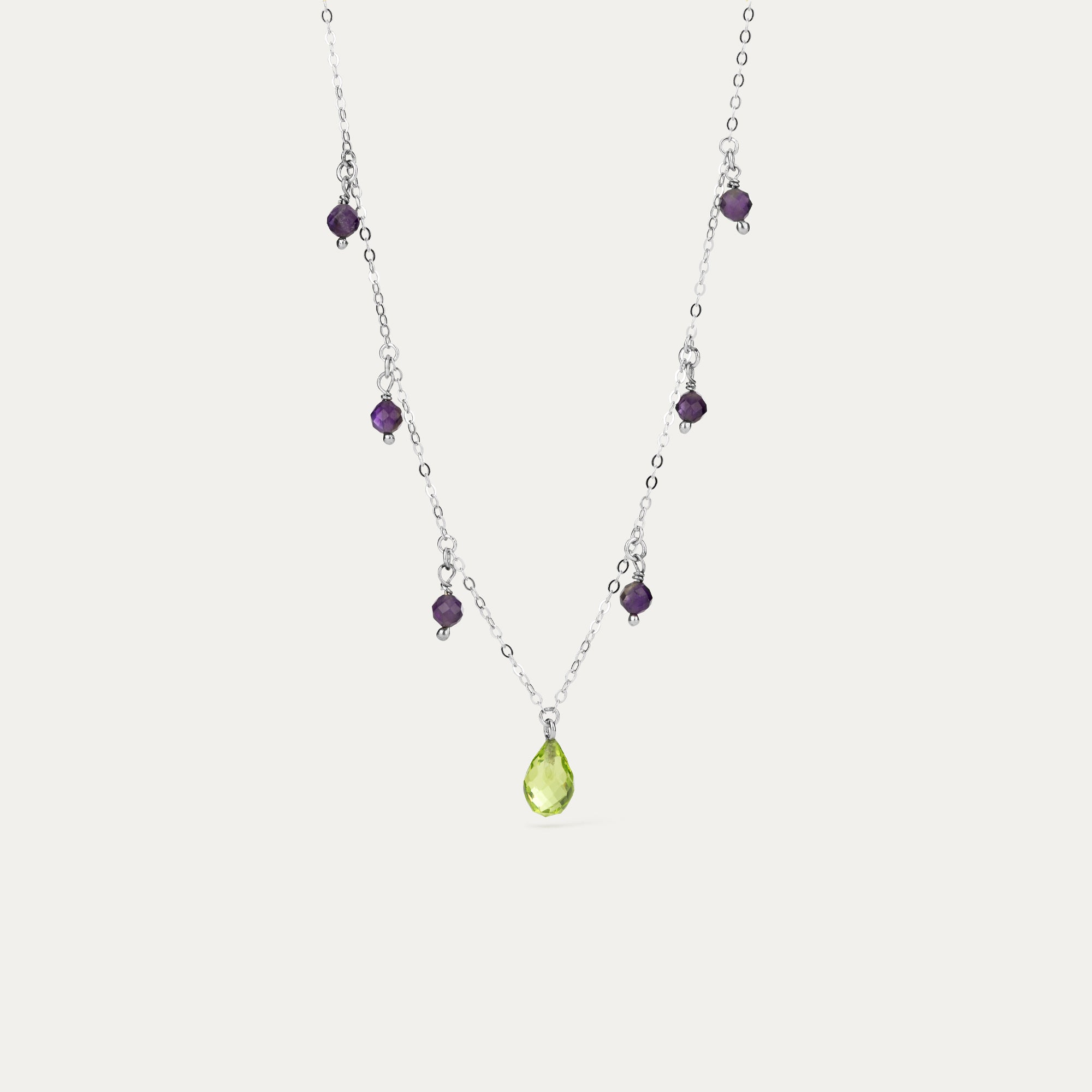 hálsfesti með náttúrusteinum