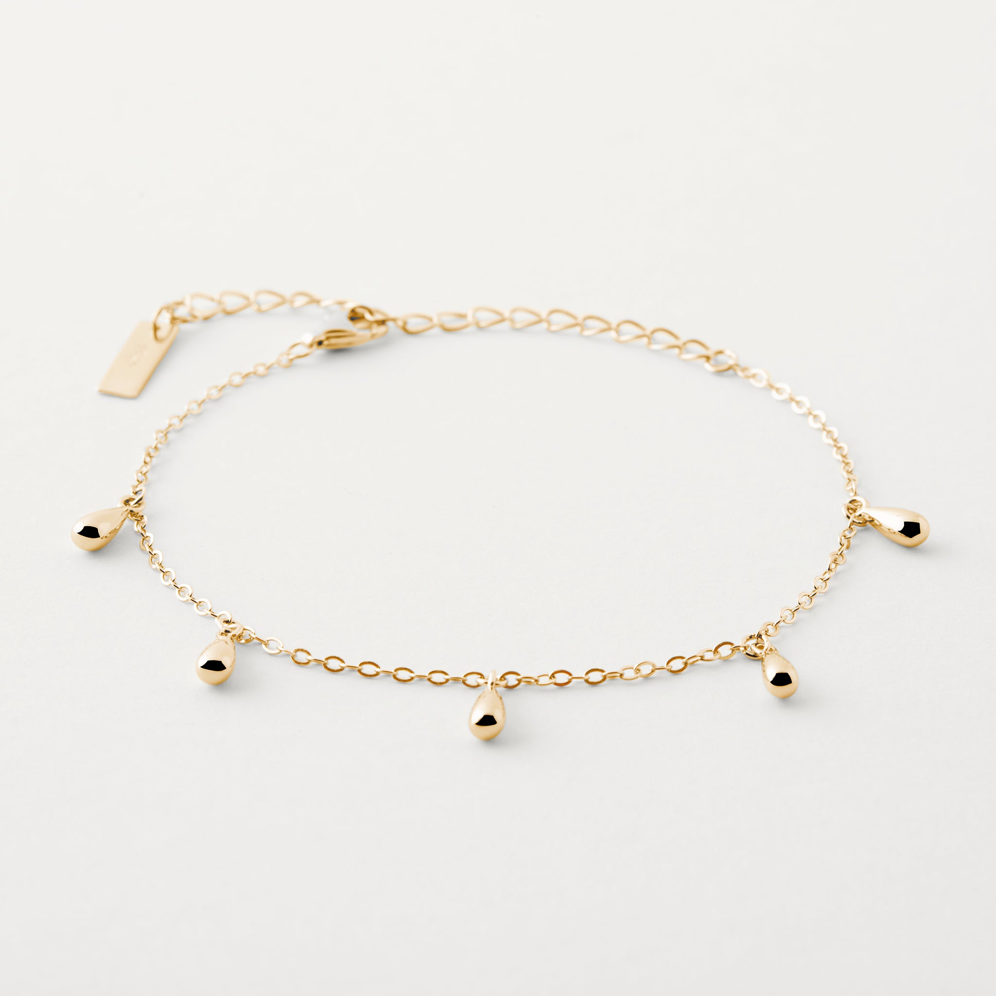 armband með dropum gyllt