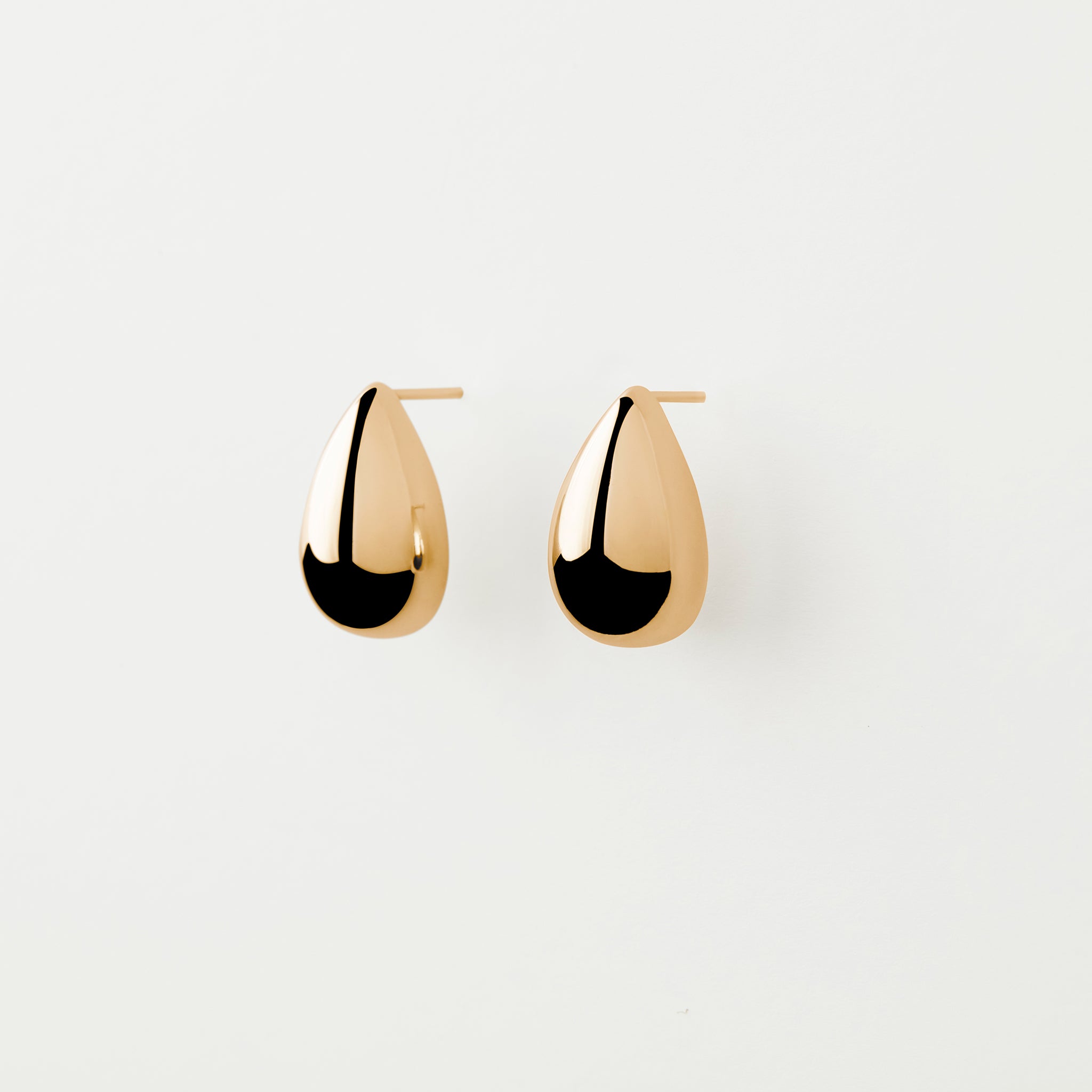 eyrnalokkar studs gylltir