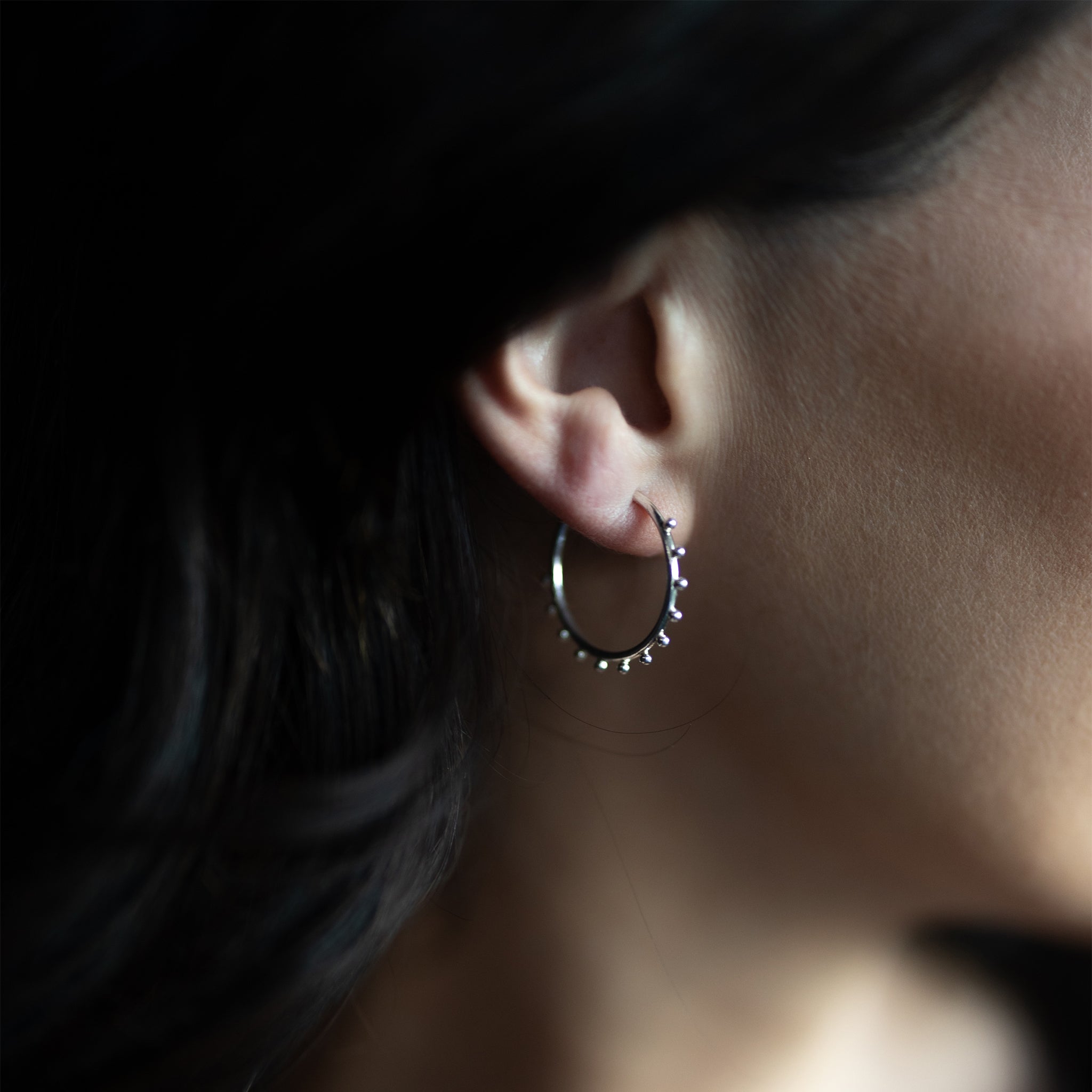 tails eyrnalokkar silfur