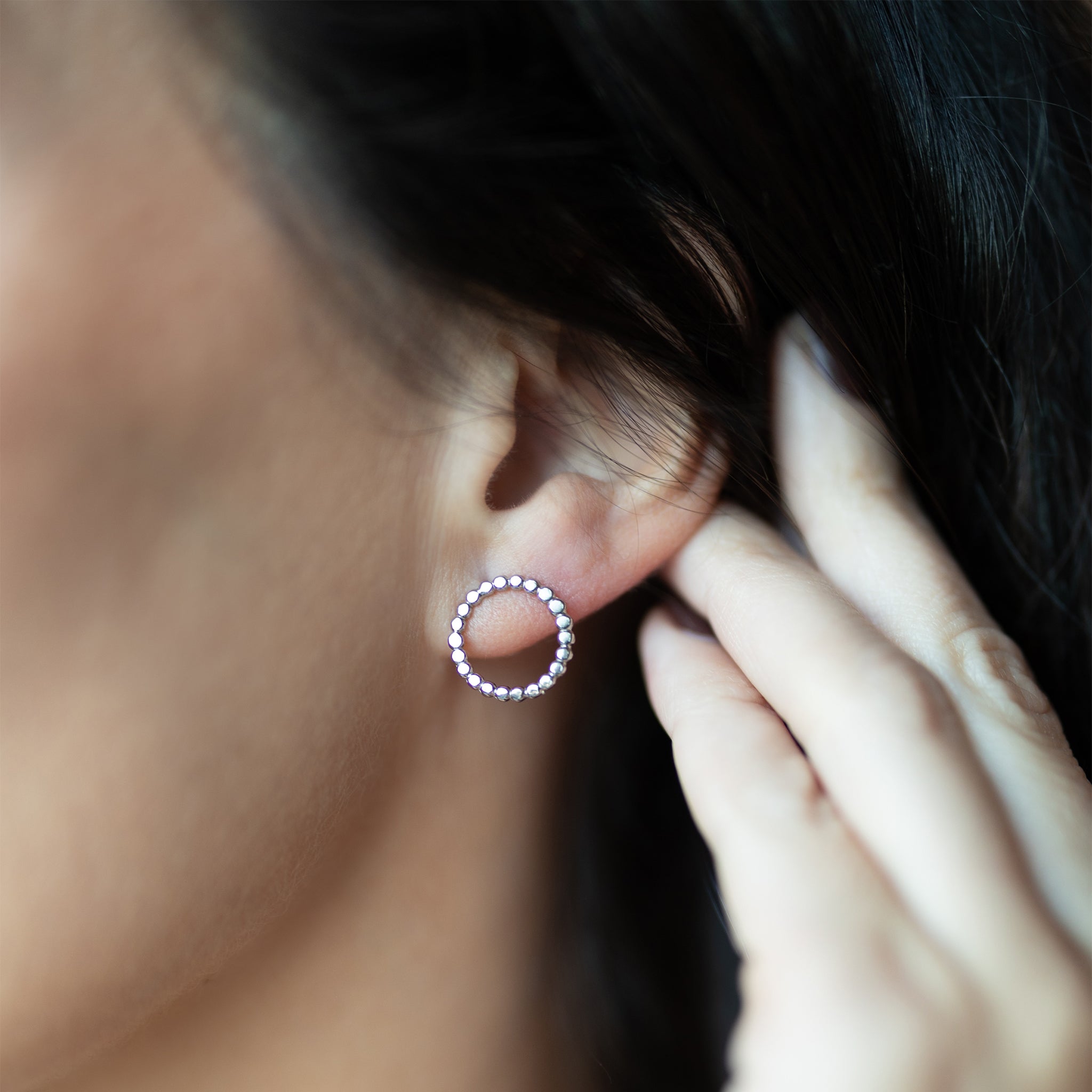 tails eyrnalokkar studs silfur