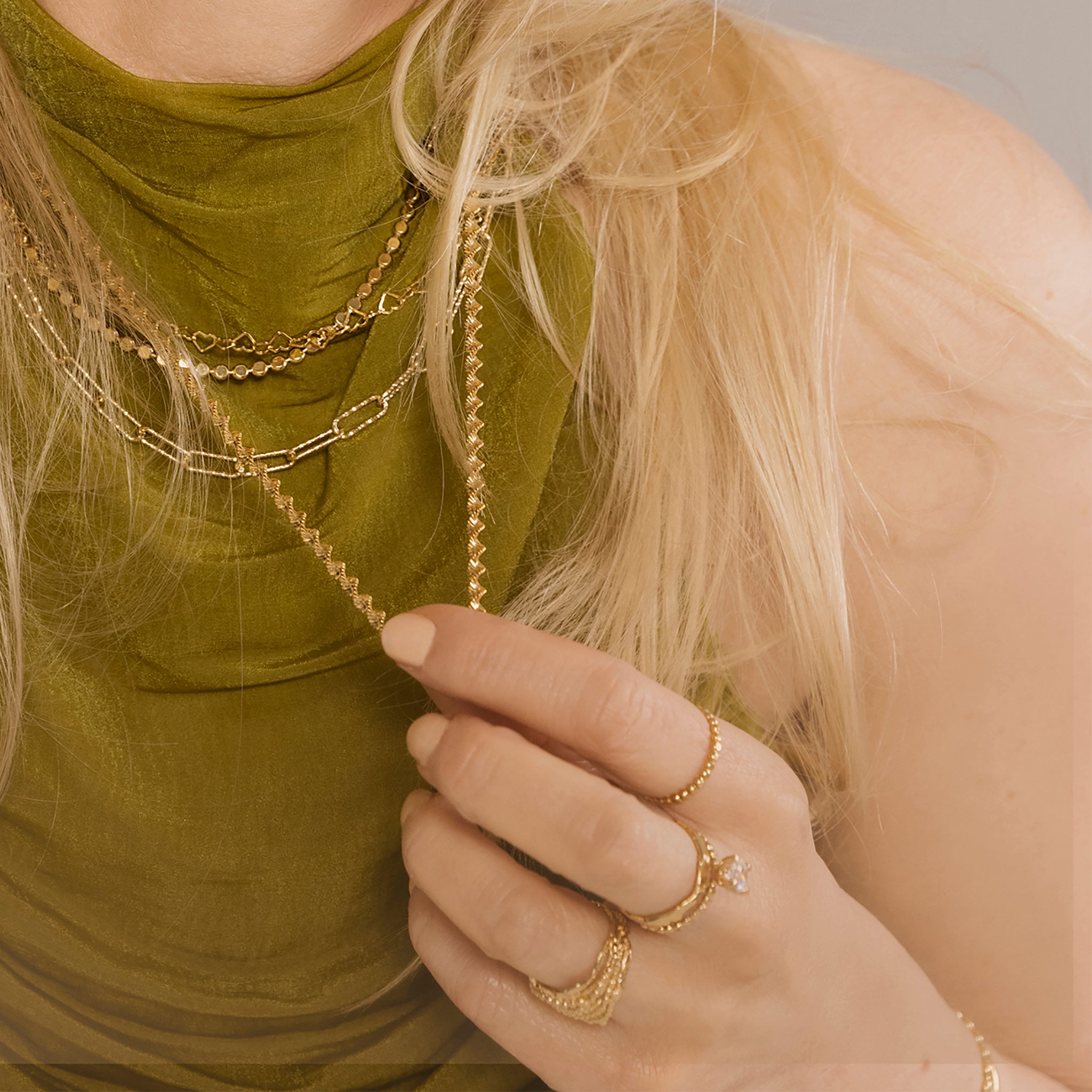 tails hringir gylltir