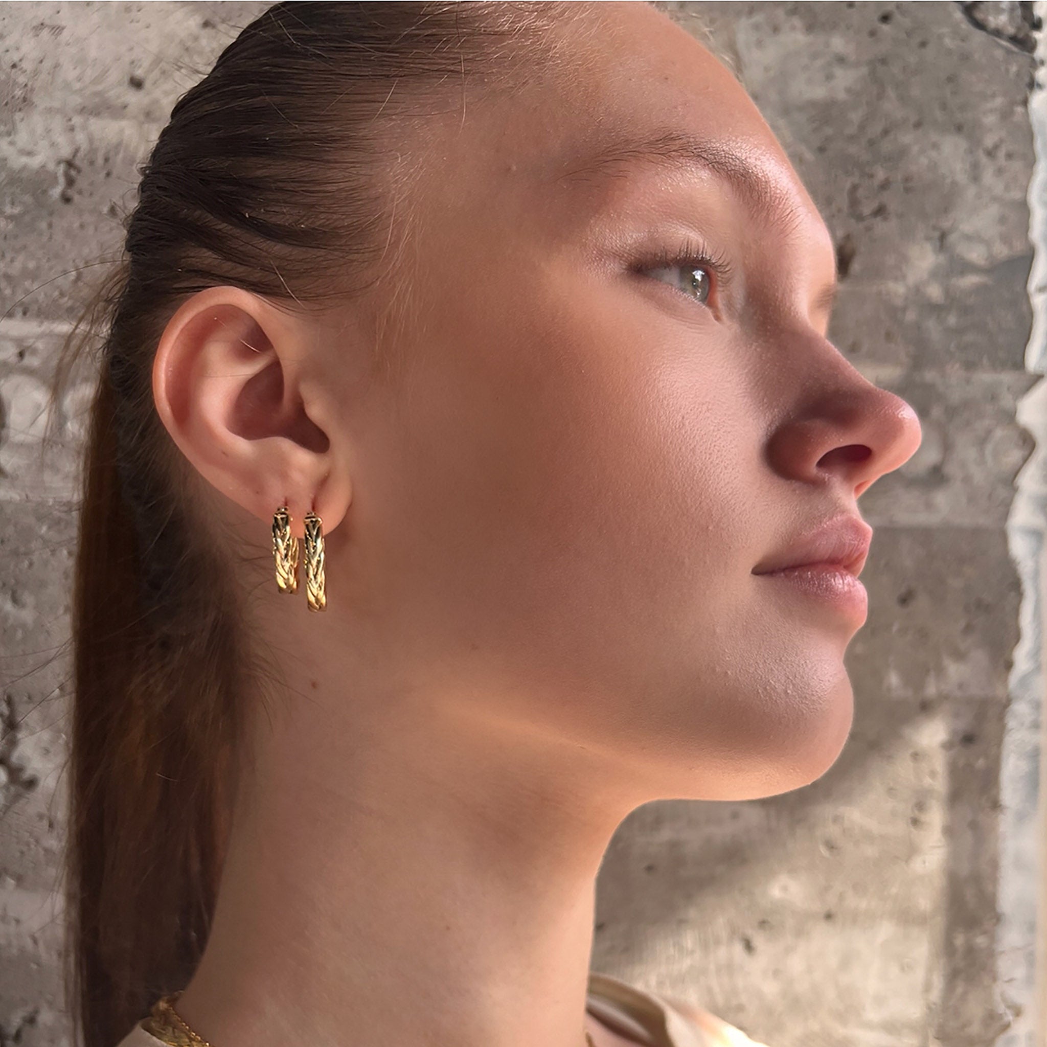 eyrnalokkar fiskiflétta gylltir